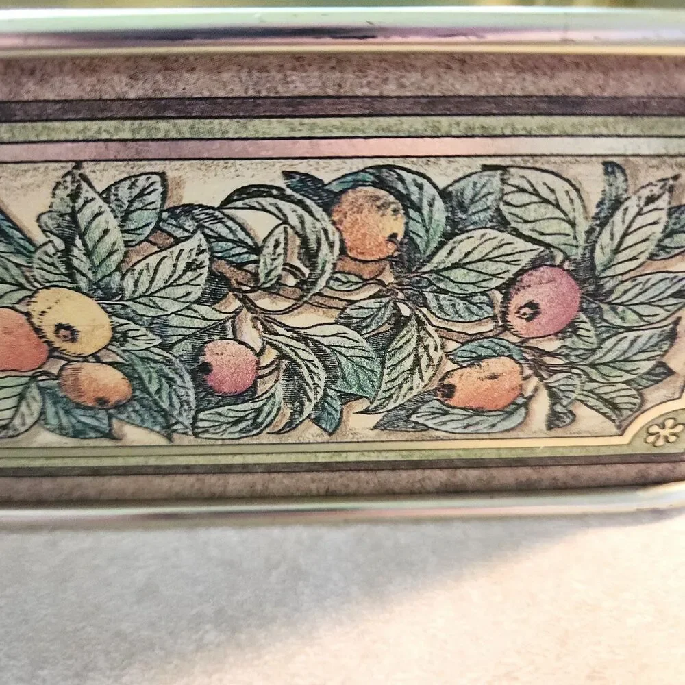 Vintage 80's Pyrex Amber Glass Loaf Pan  w/ Decorative Metal Carrier #213